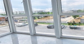 Панорамное остекление балкона Краснотурьинск цена от 11 тыс. руб. м/п.